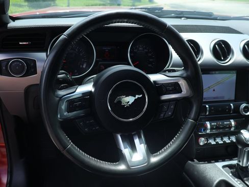 Used 2019 Ford Mustang GT Premium RWD image 26