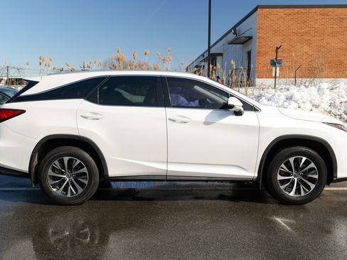 Used 2022 Lexus RX 350L Premium w/ Premium Package image 8