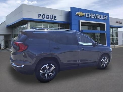 Used 2019 GMC Terrain SLT image 2