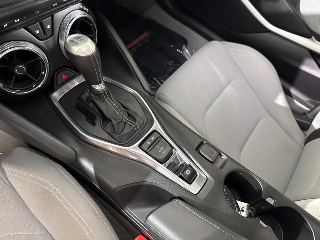 Used 2017 Chevrolet Camaro SS RWD image 17