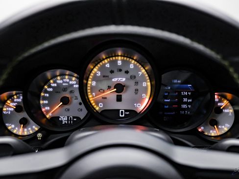 Used 2018 Porsche 911 GT3 image 70