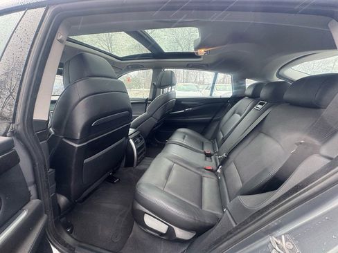 Used 2011 BMW 550i Gran Turismo xDrive image 28