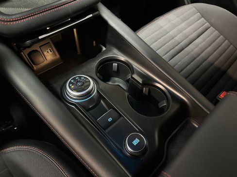 Certified 2025 Ford Explorer ST-Line image 22