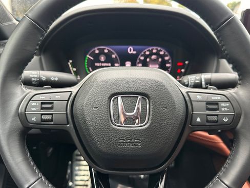 Used 2024 Honda Accord Sport image 16