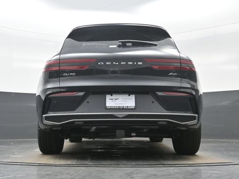 New 2026 Genesis GV70 2.5T Advanced image 16