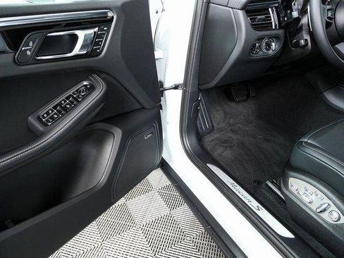 New 2026 Porsche Macan S AWD/4WD image 8