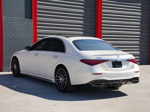 Used 2021 Mercedes-Benz S 580 4MATIC Sedan image 4