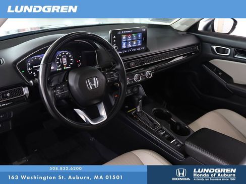 Used 2023 Honda Civic Touring image 8