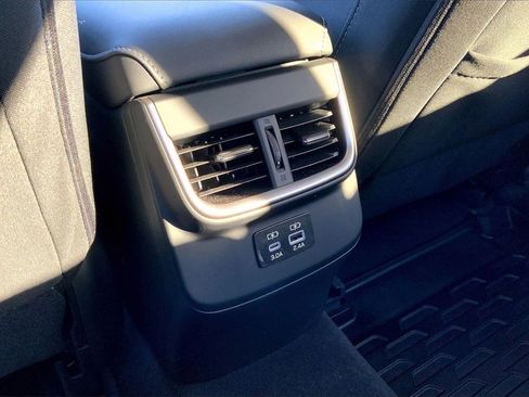 Certified 2025 Subaru Outback Premium image 10