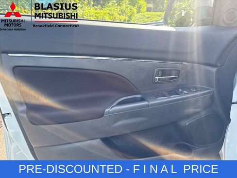 Used 2025 Mitsubishi Outlander Sport ES AWD/4WD image 15