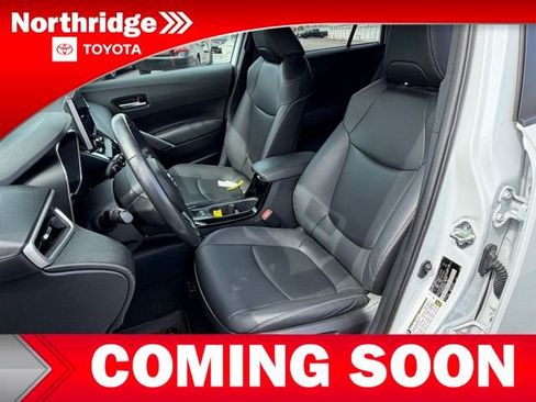 Used 2023 Toyota Corolla Cross XLE w/ Convenience Package image 6