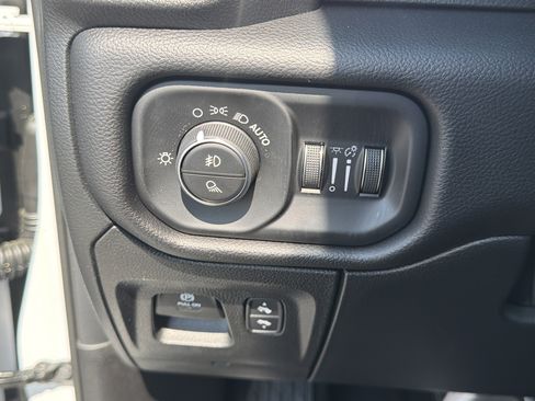 New 2026 RAM 1500 Laramie image 36