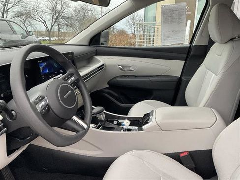 Used 2026 Hyundai Tucson SEL image 2