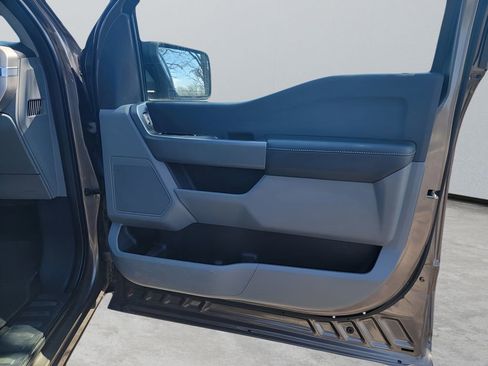 Used 2022 Ford F150 XLT image 35