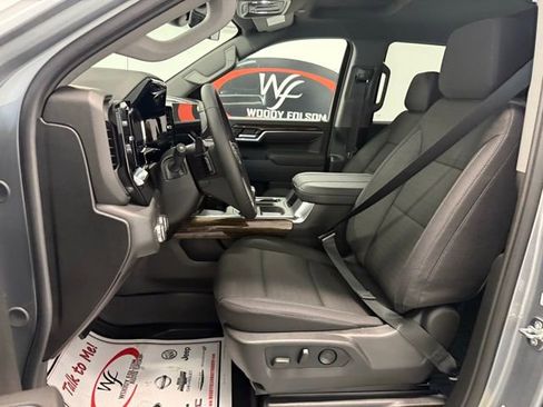 New 2026 GMC Sierra 1500 Elevation image 11