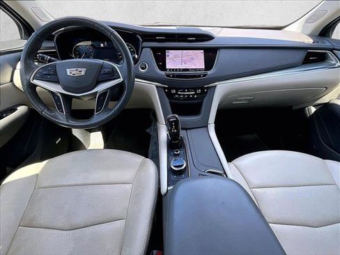 Certified 2023 Cadillac XT5 Premium Luxury FWD image 16