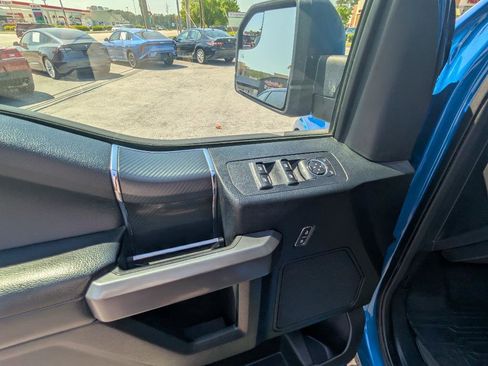 Used 2019 Ford F150 XLT w/ Equipment Group 302A Luxury AWD/4WD image 21