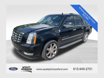 Used 2011 Cadillac Escalade ESV Luxury