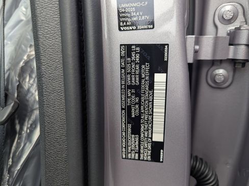 New 2026 Volvo XC40 B5 Plus w/ Protection Package Premier image 26