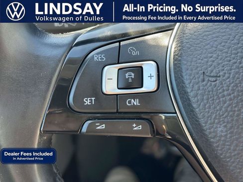 Used 2017 Volkswagen Passat 1.8T SEL Premium FWD image 20