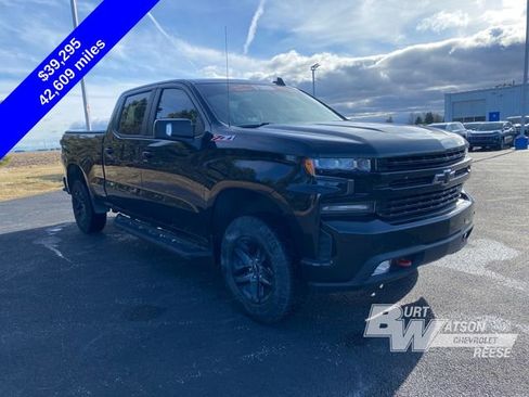Used 2020 Chevrolet Silverado 1500 LT Trail Boss image 9