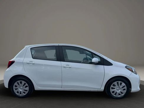 Used 2017 Toyota Yaris L FWD image 8