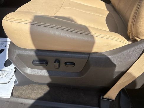 Used 2016 Ford F350 Lariat w/ Lariat Ultimate Package AWD/4WD image 15