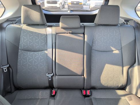 Used 2024 Toyota RAV4 XLE AWD/4WD image 27