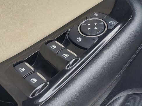 Used 2016 Ford Edge SEL w/ Equipment Group 201A AWD/4WD image 8