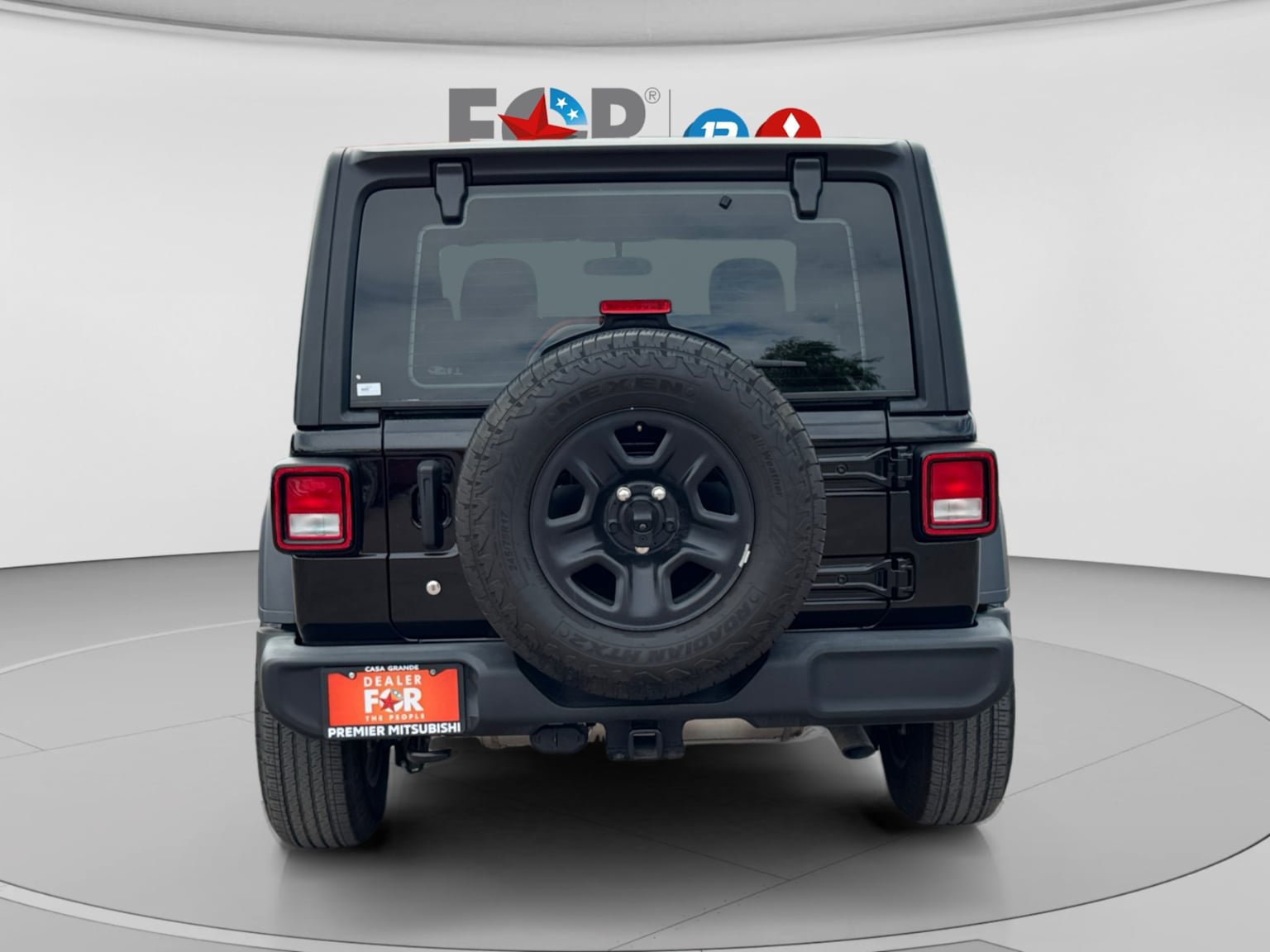 Used 2024 Jeep Wrangler Sport AWD/4WD image 4