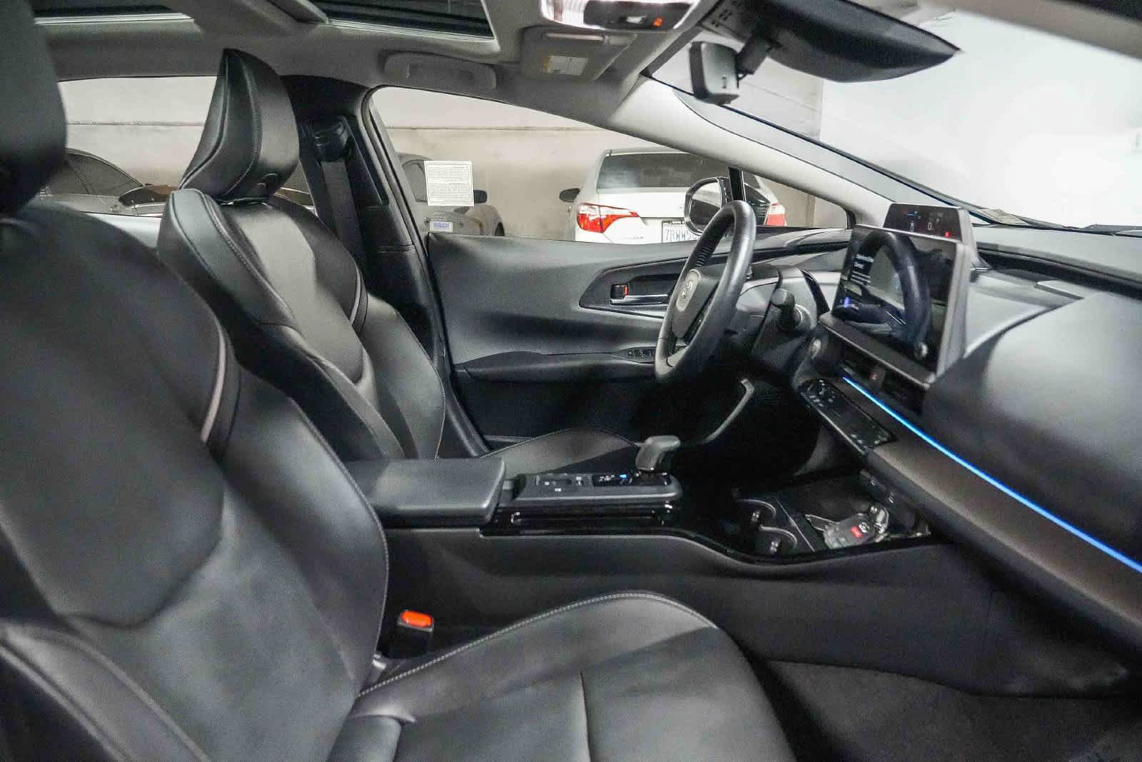 Certified 2024 Toyota Prius XLE FWD image 18