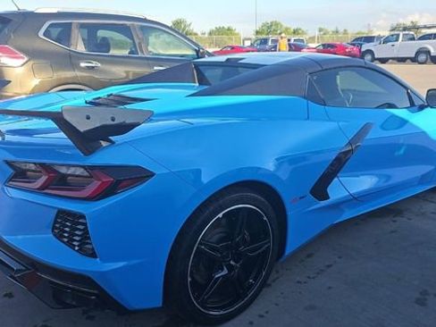 Used 2025 Chevrolet Corvette Stingray Preferred Conv w/ Z51 Performance Package RWD image 3