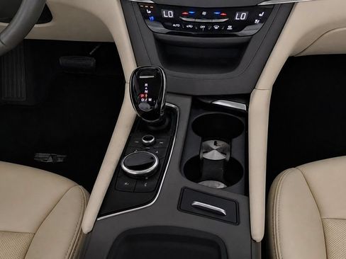 Used 2021 Cadillac XT5 Premium Luxury FWD image 14
