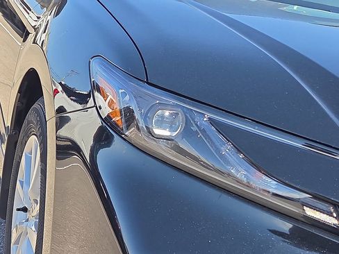 New 2026 Toyota Camry LE image 8