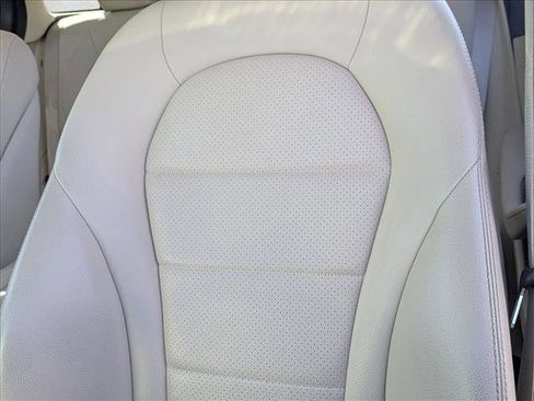 Certified 2022 Mercedes-Benz GLC 300 4MATIC image 10