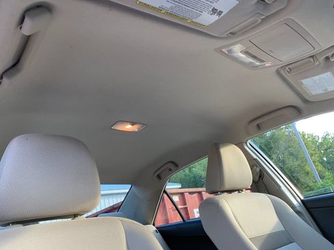 Used 2012 Toyota Camry LE w/ Preferred Accessory Pkg FWD image 18