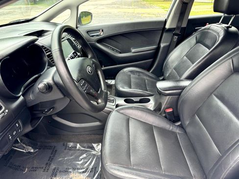 Used 2016 Kia Forte EX w/ EX Premium Package FWD image 19
