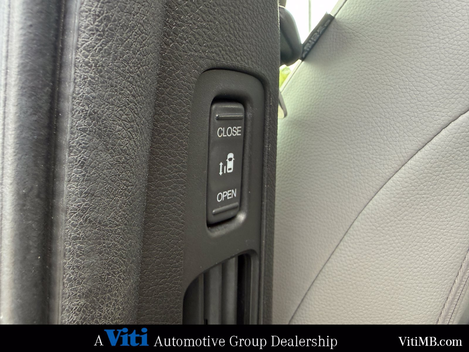 Used 2020 Honda Odyssey Elite image 20