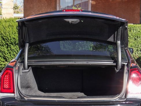 Used 2020 Chrysler 300 S image 8