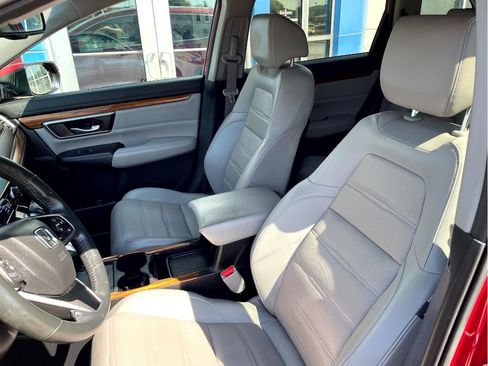 Used 2021 Honda CR-V Touring image 12