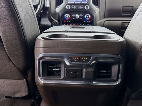 Used 2020 GMC Sierra 3500 Denali w/ Denali Ultimate Package image 27