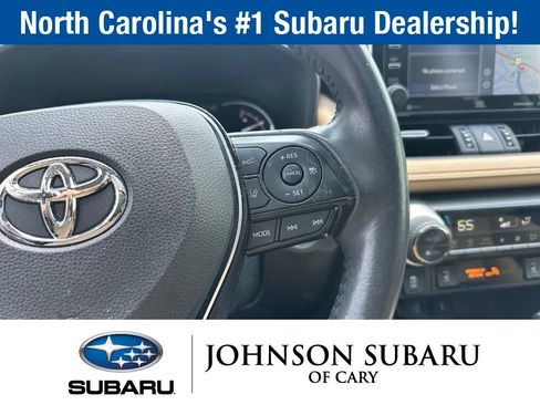 Used 2020 Toyota RAV4 Limited FWD image 16