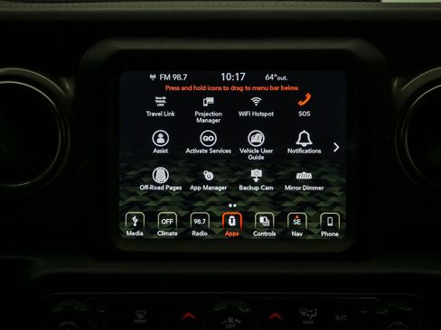 Used 2018 Jeep Wrangler Unlimited Sahara AWD/4WD image 16