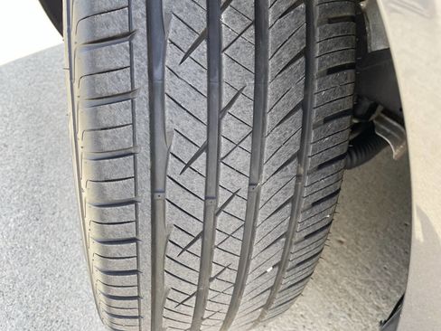 Used 2018 Dodge Challenger GT image 14