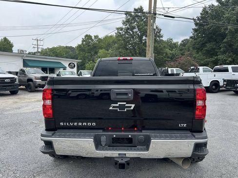 Used 2016 Chevrolet Silverado 3500 LTZ w/ Duramax Plus Package AWD/4WD image 7