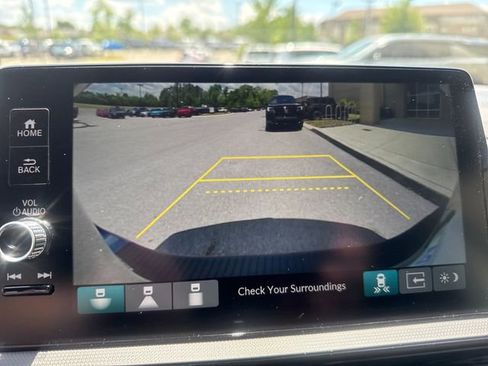 New 2026 Honda Odyssey Touring image 17