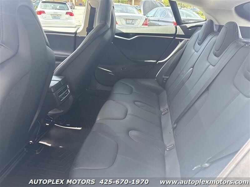 Used 2013 Tesla Model S RWD image 28