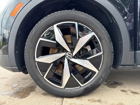 Certified 2023 Volkswagen ID.4 Pro S AWD/4WD image 28