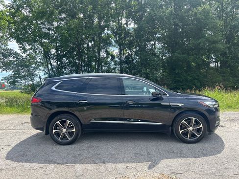 Used 2020 Buick Enclave Essence w/ Sport Touring Edition AWD/4WD image 6
