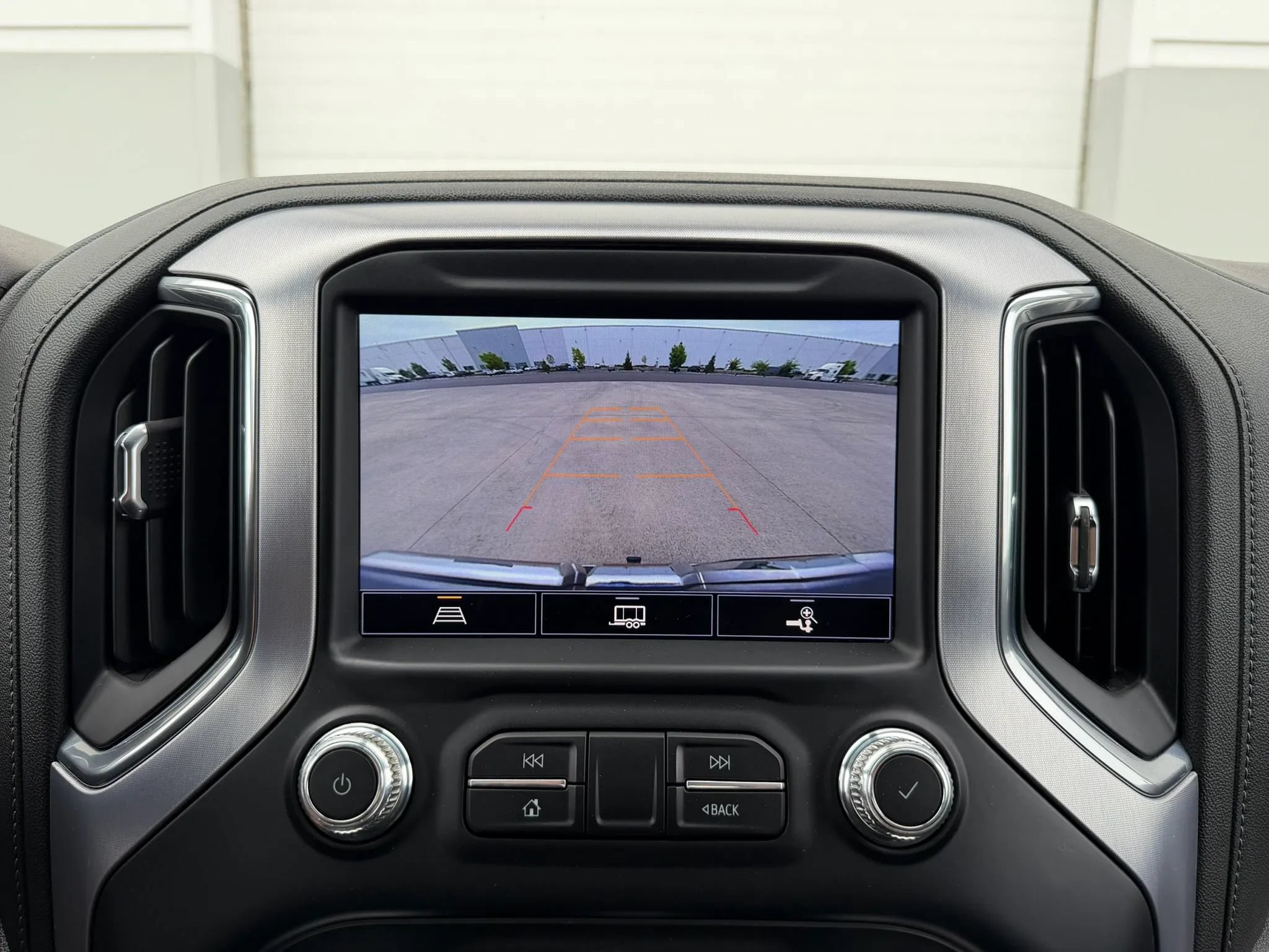 Used 2021 GMC Sierra 1500 SLT AWD/4WD image 19
